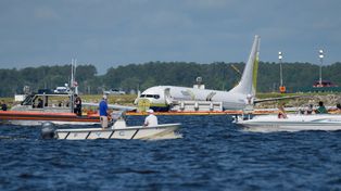 Milagro en Florida: un avión terminó en un río y todos sobrevivieron