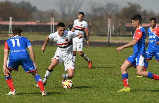 La Reserva rescató un empate ante Newells