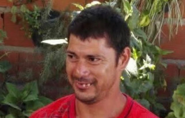 Piden que se investigue la muerte de un hombre discapacitado por presunta violencia familiar.