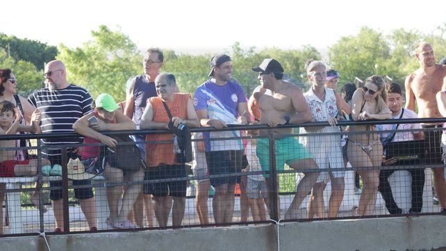 Se realizó la 13° edición del maratón de aguas abiertas Villa Urquiza-Paraná