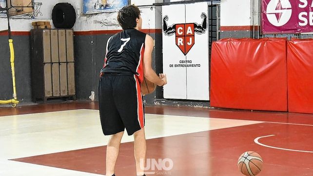 Rivadavia Juniors obtuvo tres victorias ante Atlético Franck en el Torneo Mixto de Básquet.
