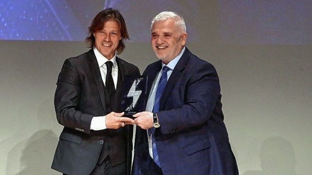 Matías Almeyda condujo a su equipo a ganar la liga tras 45 años.