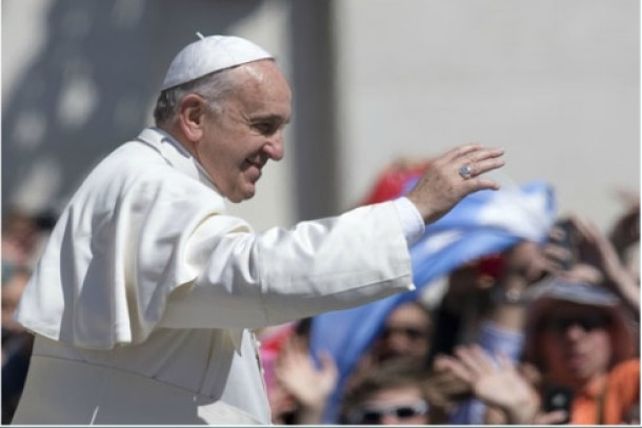 El Papa le dijo a una divorciada que comulgue