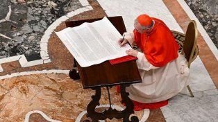 Qué dice el Rogito, el documento que resume el papado del pontífice fallecido. Fue colocado en el ataúd del Papa Francisco&nbsp;