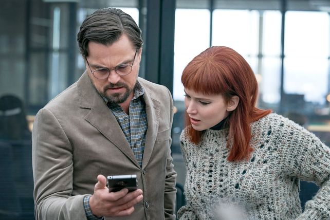 DiCaprio y Jennifer Lawrence son dos astrónomos que alertan sobre un meteorito que destruirá el planeta.&nbsp; &nbsp;
