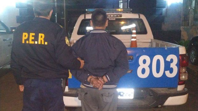 Paraná: violento arrastró por el suelo a su pareja