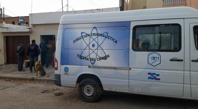 Allanan la vivienda de un sospechoso del femicidio de Jéssica Do Santos