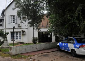 Detienen a un hombre acusado de robarle a una persona que agonizaba
