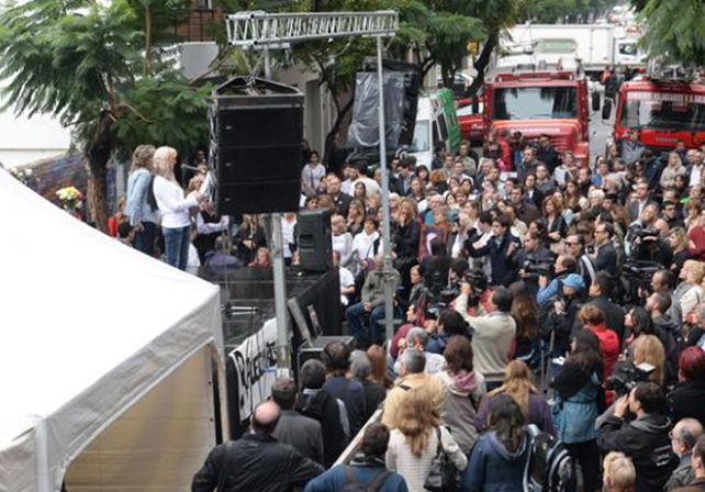 En un emotivo acto, Rosario recordó a las víctimas de la tragedia de Salta 2141