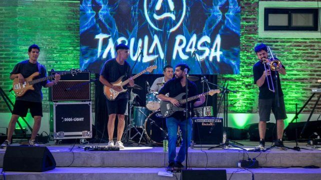 Arte Joven tuvo su primera fecha del año en el Centro Cultural Juan L. Ortiz
