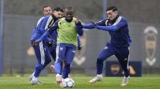 Enner Valencia fue convocado ante Recoleta y se encamina su debut en Boca.