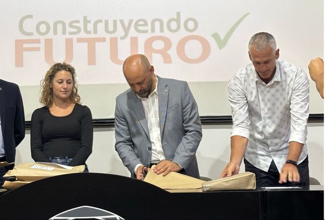 Provincia anunció obras claves vinculadas al desarrollo industrial y turístico del departamento Las Colonias Provincia anunció obras claves vinculadas al desarrollo industrial y turístico del departamento Las Colonias