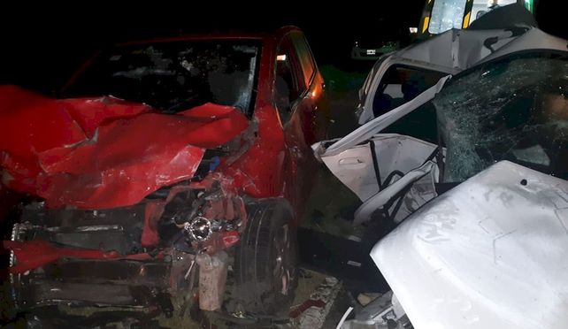 Choque: dos jóvenes muertas y una grave, perdió el embarazo