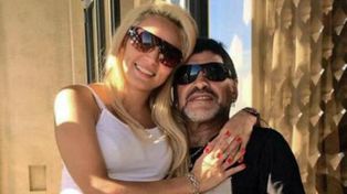 Pese a la reconciliación con Maradona, Rocío Oliva fue detenida al llegar a Ezeiza