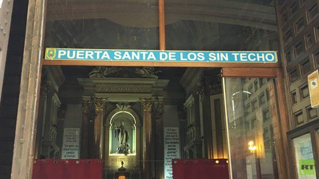Una iglesia 2.0, abierta 24 horas, con WiFi gratuito y pantallas de televisión