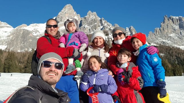Las hermanas Amato y sus familias