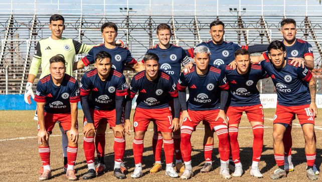 Leones FC. El equipo de la familia Messi recibe a Central Ballester en Arroyo Seco.
