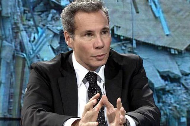 Informe de peritos policiales convalida la hipótesis del suicidio de Nisman