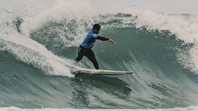 Surf nacional: Juan Cruz Ruggiero en acción.