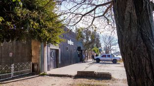 Balearon a dos policías y un paramédico en la puerta de un boliche de Capitán Bermúdez