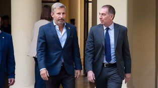 Frigerio recibe este jueves a Santilli en Paraná para abordar gestión con Nación. En la ocasión, se espera que brinde detalles sobre la denuncia de espionaje.