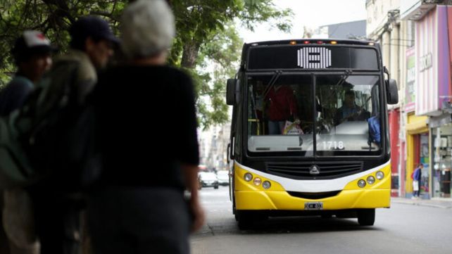 El Concejo Municipal de Santa Fe resolvió este jueves prorrogar hasta el 22 de febrero de 2026 la emergencia del Sistema de Movilidad El Concejo Municipal de Santa Fe resolvió este jueves prorrogar hasta el 22 de febrero de 2026 la emergencia del Sistema de Movilidad