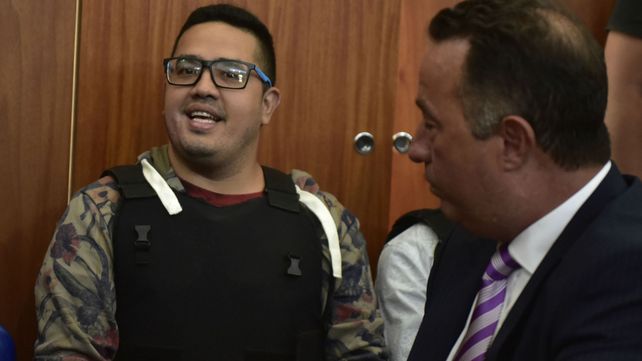Guille Cantero junto a uno de sus abogados durante una de las audiencias del juicio.&nbsp;