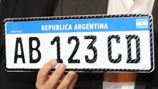 Oficializan el cambio de formato de patentes para el 1º de enero de 2016