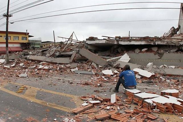 Un derrumbe en un edificio de San Pablo dejó seis muertos