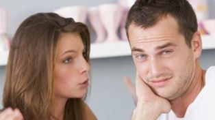 Los hombres se desconectan si hablan más de seis minutos con una mujer de temas que lo aburren