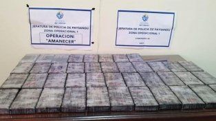 Detuvieron a dos hombres cruzando cocaína desde Colón a Paysandú.