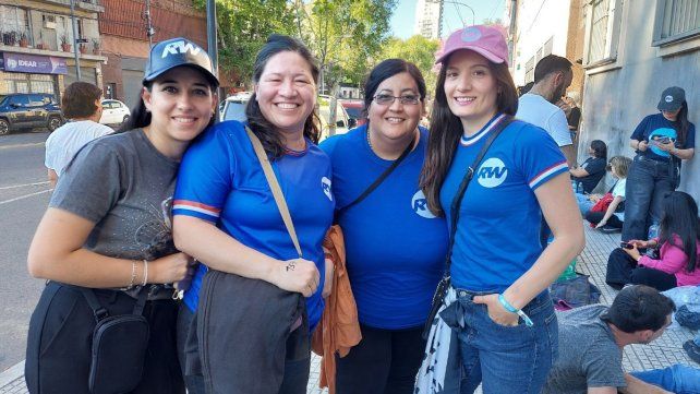 En las filas todo era camaradería y diversión
