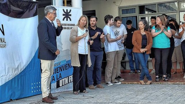 La Facultad Regional de Concepción del Uruguay le dio la bienvenida a los 298 alumnos que realizan curso previo al cursado de la carrera elegidLa Facultad Regional de Concepción del Uruguay le dio la bienvenida a los 298 alumnos que realizan curso previo al cursado de la carrera elegid