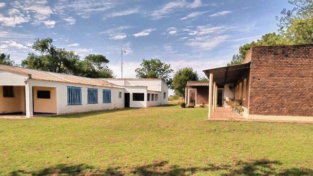 Robaron la campana que está hace casi 200 años en la escuela N°83 Armada Argentina