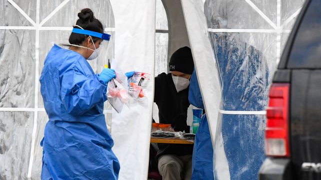 Hubo cuatro fallecimientos en Rosario por coronavirus de los 25 de la provincia, que acumula 2.136 muertes