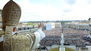 El Papa llam&oacute; a la paz, la unidad y la tolerancia religiosa en la Pascua