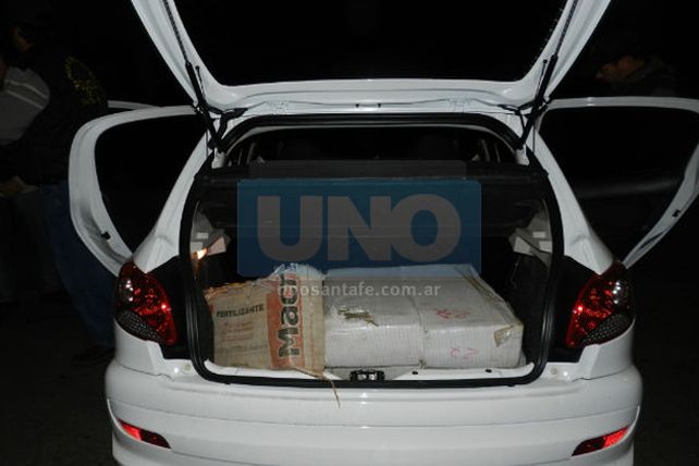 Cayó narcotraficante  con arma de guerra y 169 kilos de marihuana en Rosario