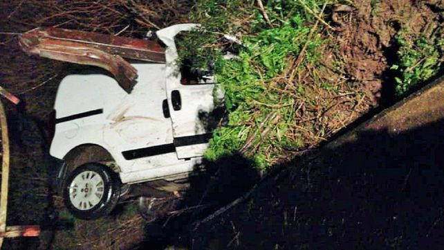 Una mujer gravemente herida en otro siniestro vial bajo la lluvia
