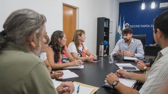 Paritarias: trabajadores municipales recibirán aumento en marzo