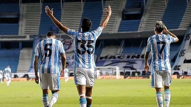 Racing venció a Boca 1-0 en el partido de ida por los cuartos de final de la Libertadores.