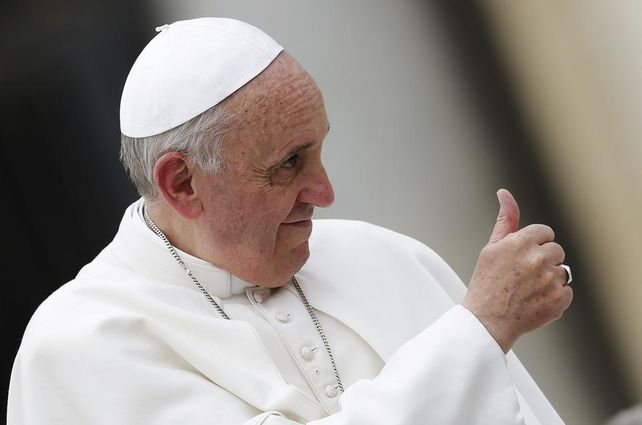 Francisco recibió a miles de ciegos y sordomudos en el Vaticano