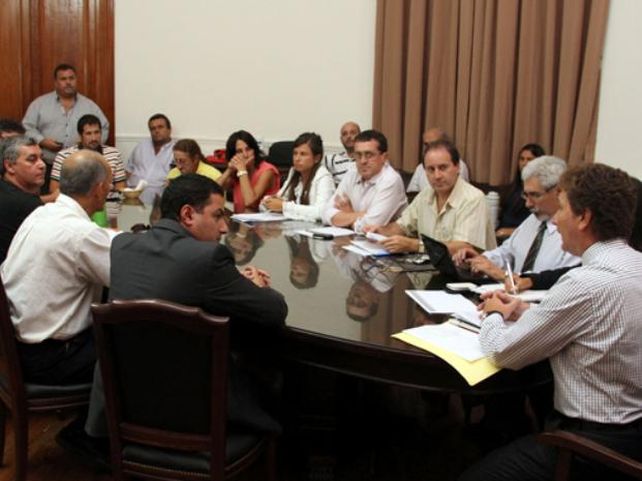 Paritarias: los municipales rechazaron la propuesta y confirmaron el paro