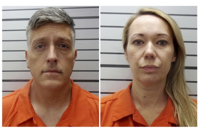 Jon y Carie Hallford fueron detenidos luego de fugarse hacia Oklahoma. Ahora un tribunal los imput&oacute; de graves cargos y les impuso una fianza de 2 millones de d&oacute;lares. 