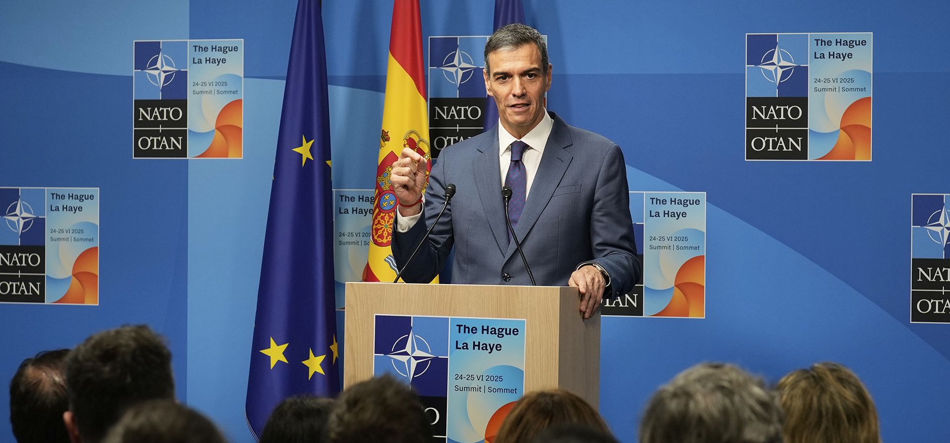 El presidente del Gobierno español, Pedro Sánchez, habla durante una conferencia de prensa tras la sesión plenaria de la cumbre de la OTAN en La Haya, Países Bajos, el miércoles 25 de junio de 2025. (Foto AP/Markus Schreiber) El presidente del Gobierno español, Pedro Sánchez, habla durante una conferencia de prensa tras la sesión plenaria de la cumbre de la OTAN en La Haya, Países Bajos, el miércoles 25 de junio de 2025. (Foto AP/Markus Schreiber)