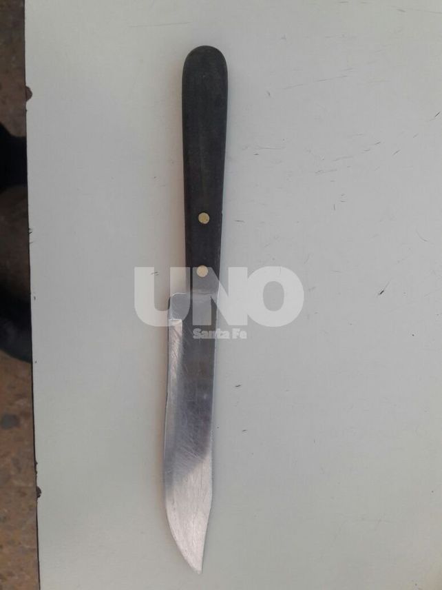 Persiguieron y aprehendieron a un delincuente que asaltó a un taxista, y recuperaron lo robado
