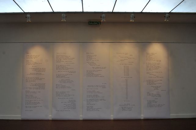 Primer premio. Grandes papeles con poesía que reflexionan sobre el arte