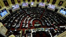 La idea del oficialismo en Diputados es comenzar a tratar el tema la semana que viene y someterlo a votación en la primera quincena de marzo. La idea del oficialismo en Diputados es comenzar a tratar el tema la semana que viene y someterlo a votación en la primera quincena de marzo.