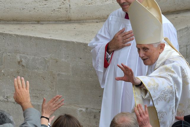 Francisco celebró la canonización de Juan Pablo II y Juan XXIII