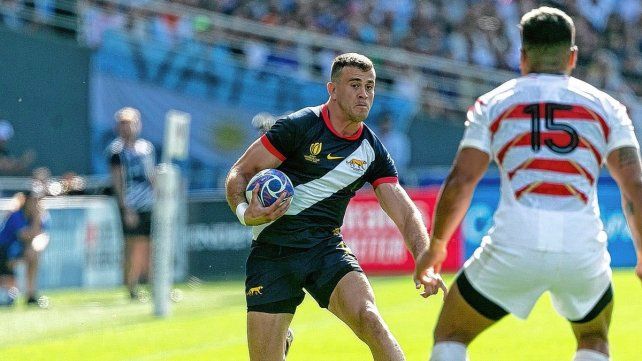 El seleccionado argentino saldrá a la cancha ante Inglaterra con la camiseta de los Granaderos.