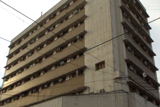Estado de alerta y asamblea permanente en la Caja de Jubilaciones
